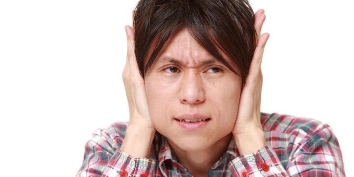 小栗旬さんに「エアコン室外機がうるさい」近隣から苦情…「騒音問題」の解決法