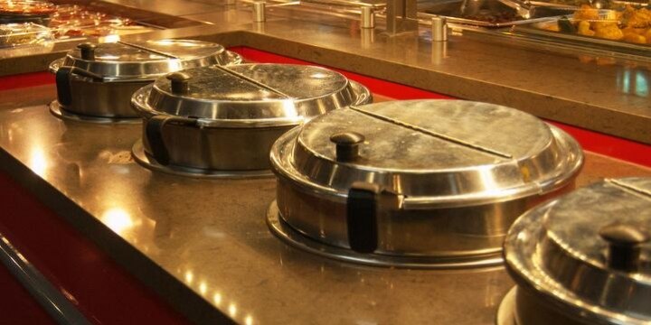 ドリンクバーと「勘違い」してスープバーを利用、犯罪になってしまう?