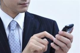 LINEが始めた「要約ニュース」 著作権や報道責任の問題はどうなってる?