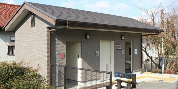 お腹痛くて「女性トイレ」に入ったけど無罪判決…どんな場合なら問題ない?
