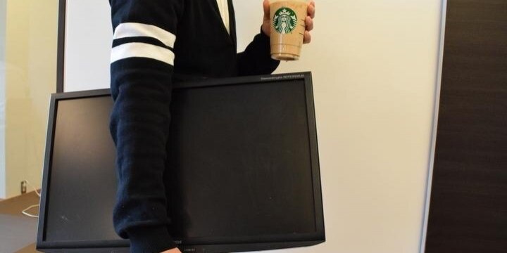 スタバにデスクトップPC持ち込んで、長時間仕事…どんな問題がある?