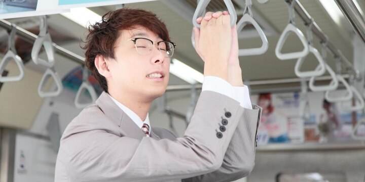 面接で「都内配属」と言われたのに、片道2時間の職場に配属された! 拒否できる?