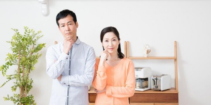 音信不通の父が「生活保護」受給、扶養義務があると連絡が来た…どう対応すれば?