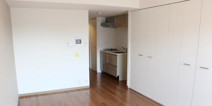 遠距離恋愛で婚約、「退職・引越し」後、一方的に破棄された…慰謝料や損害賠償は?