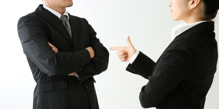 従業員が作った文書を経営者が「勝手に」個人名で出版…「職務著作」になるの?