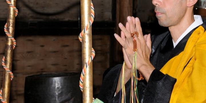 通夜・告別式なし…火葬だけの「直葬」で寺とトラブル、「離檀料」支払わないとダメ?