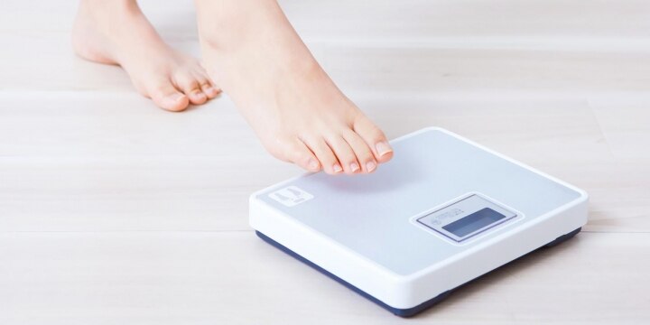 ダイエット中アイドルが「0.4キロ超」で活動休止 事務所の体重管理はOK?