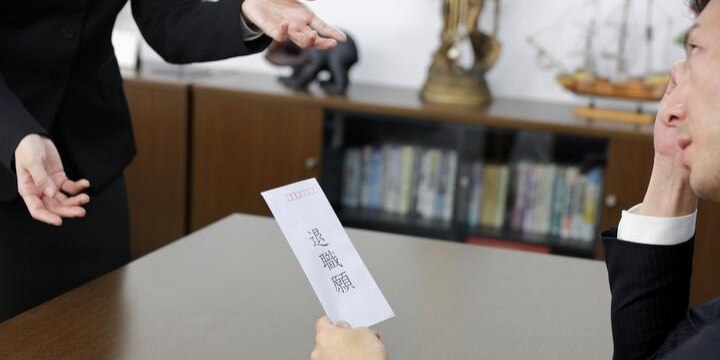従業員が「即日退職」で姿消し、現場が大混乱…損害賠償の請求はできる?