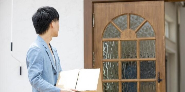 無許可の「民泊」営業がバレて退去、さらなる負担を求められた! 応じる義務は?