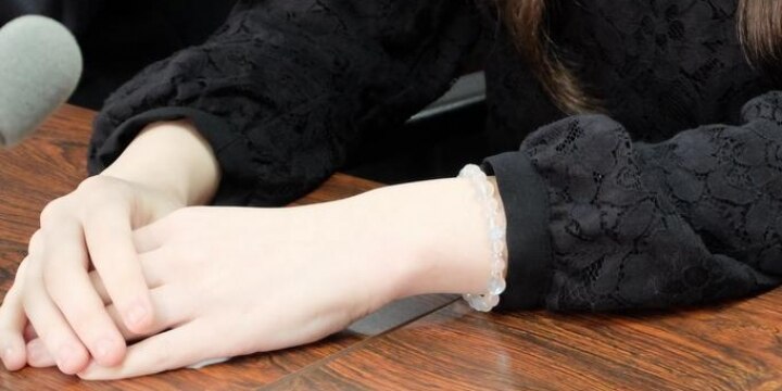 レッスン料天引きで報酬ゼロ、事務所やめられず…元アイドルが芸能プロ提訴