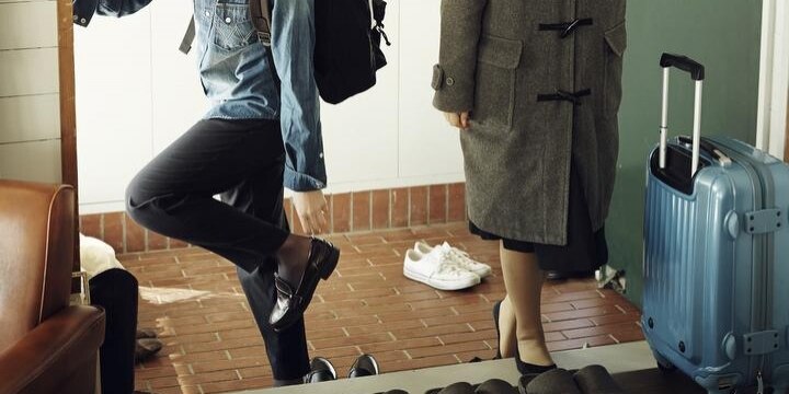 無許可で民泊営業、客を「盗撮」して書類送検…来年施行の「新法」で被害はなくせる?