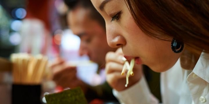 「しょうゆじゃなくて、やっぱりみそ」調理後でも変更できる? ラーメン店の注文にみる法律問題
