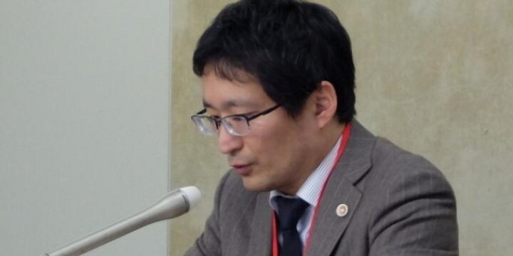 「たった1人の弟の命が失われた」自殺したラジオ局員の遺族、当時の経営者個人を提訴