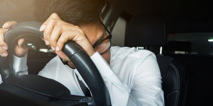 月200時間超の残業…過労で起こした「死亡事故」で上司も書類送検、社会への影響は?