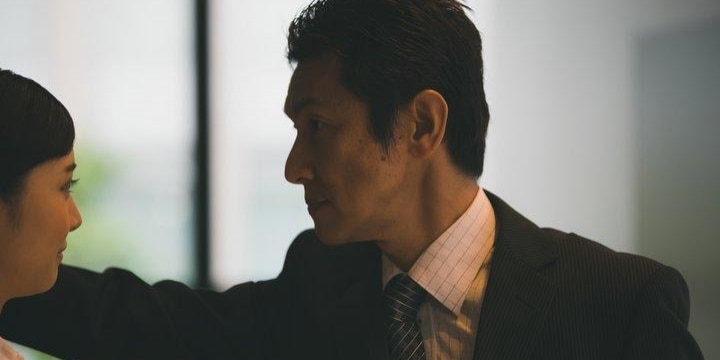 「左遷してやる」不倫の終わりを告げたら、上司が脅迫…泥沼の社内不倫の末路