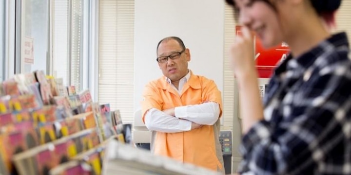 立ち読み客にコンビニ店員「買わなきゃ帰っちゃダメだよ」…これって守らないとダメ?