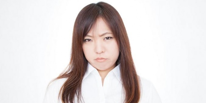 介護ハラスメント、私たちは下僕じゃない! 胸を揉む利用者、家族は「若い子がいいのね」と笑顔
