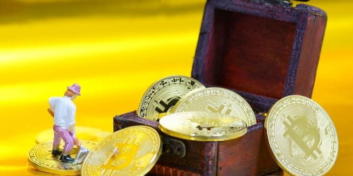 「仮想通貨のカリスマ」実は架空の人物、儲け話もウソ…7億稼いだ業者「廃業します」