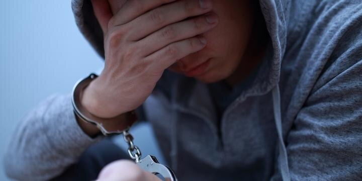 加害者親の苦悩…19歳の息子が「オレオレ詐欺の受け子」に…この後どうなる?