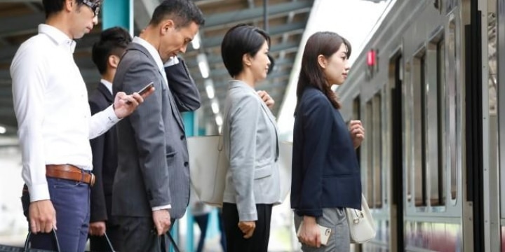 月曜朝に増える「中高年男性」の自殺…調査で「ブルーマンデー」の怖さ浮き彫りに